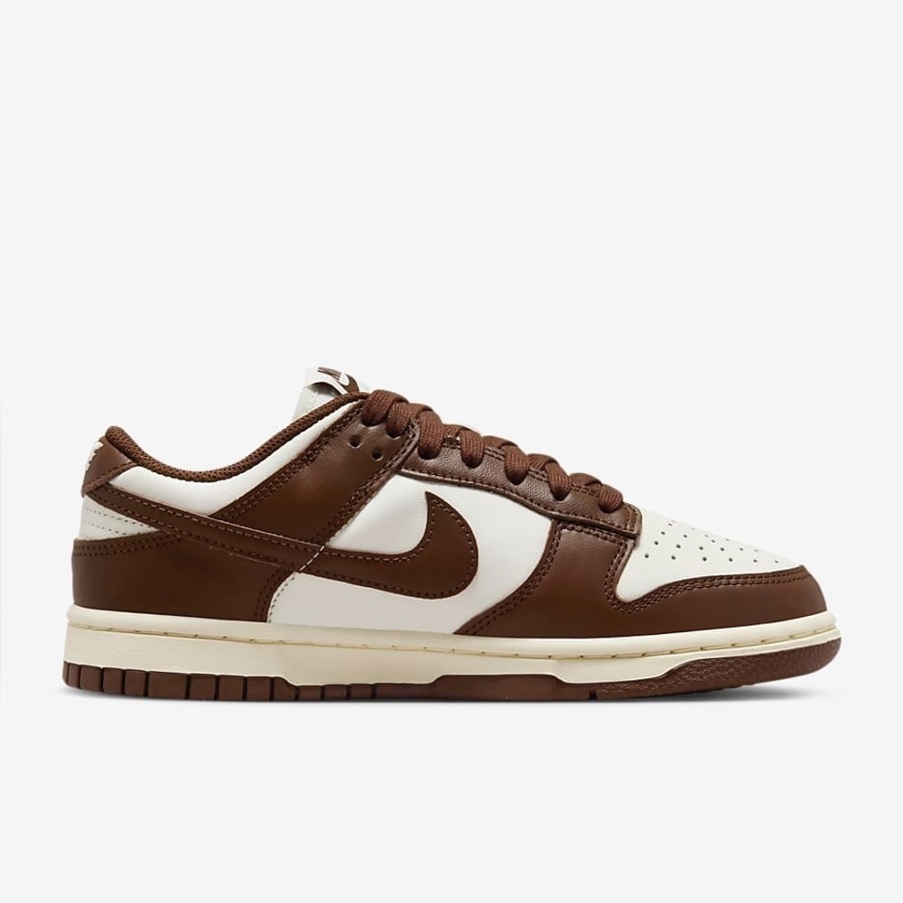Nike | Dunk Low Sneakers In Cacao Wow Brown / Coconut Milk Size 10